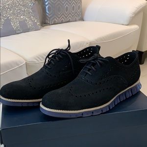 Like new. ZeroGrand OX. Black and blue outsoles.